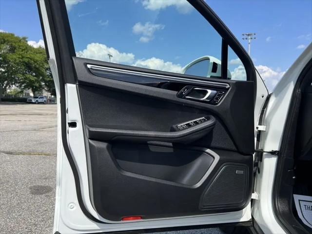 2019 Porsche Macan Base