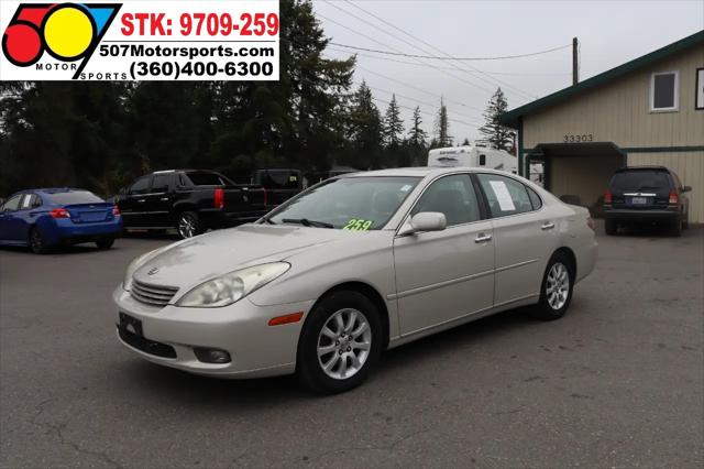 2002 Lexus ES 300 Sedan