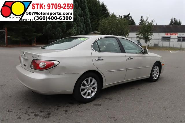 2002 Lexus ES 300 Sedan