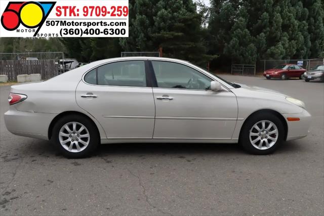 2002 Lexus ES 300 Sedan