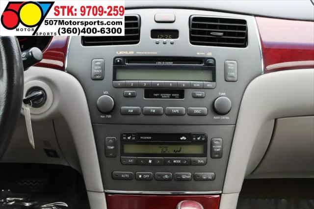 2002 Lexus ES 300 Sedan