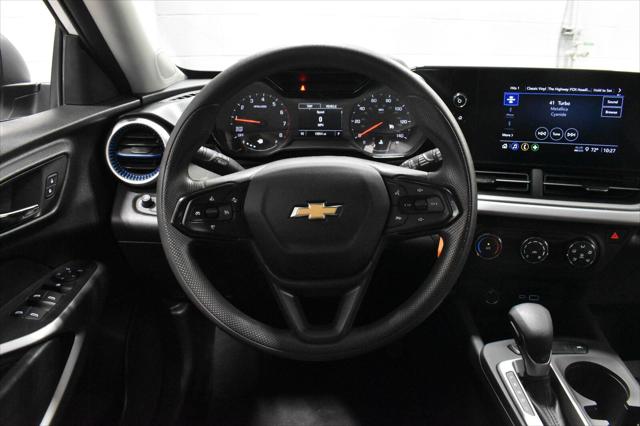 Used 2024 Chevrolet Trax FWD SP For Sale in Toledo, OH