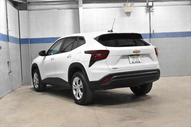 Used 2024 Chevrolet Trax FWD SP For Sale in Toledo, OH