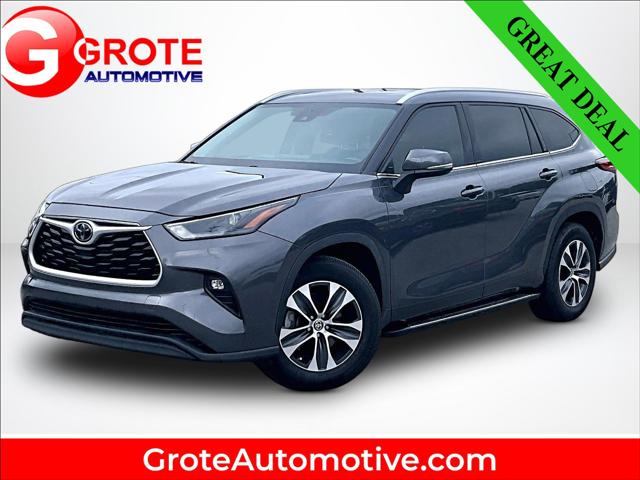 2022 Toyota Highlander XLE for sale in Fort Wayne, IN