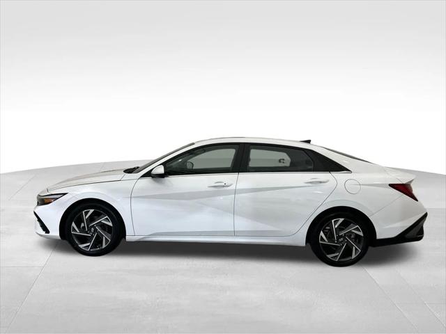 2024 Hyundai Elantra SEL 2024 Hyundai Elantra SEL