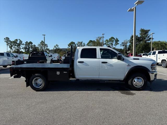 2026 RAM 3500 Chassis Tradesman/Big Horn