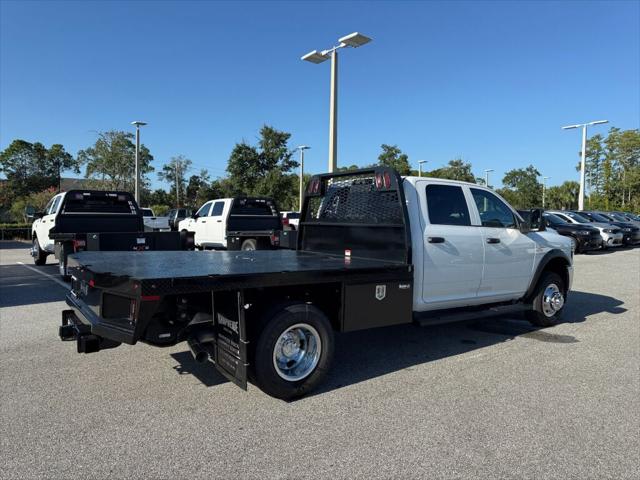 2026 RAM 3500 Chassis Tradesman/Big Horn