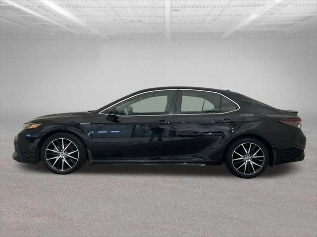 2021 Toyota Camry SE Hybrid 2021 Toyota Camry SE Hybrid