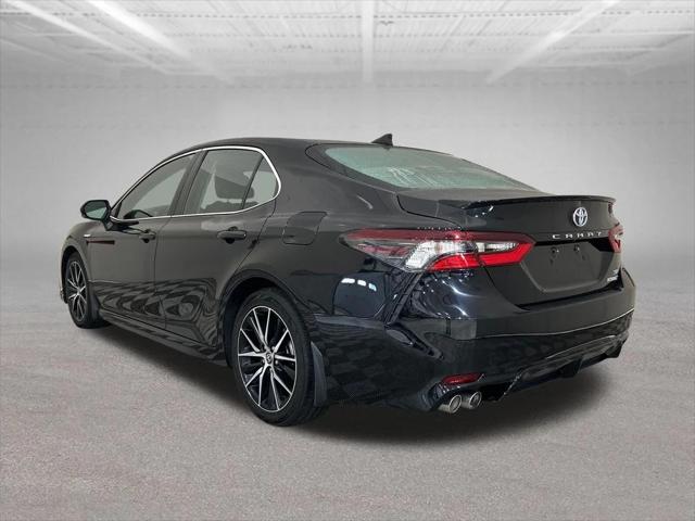 2021 Toyota Camry SE Hybrid 2021 Toyota Camry SE Hybrid