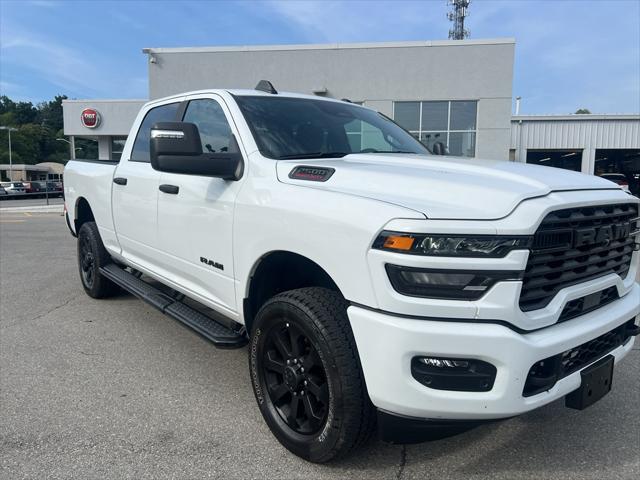 2025 RAM 2500 Big Horn Crew Cab 4x4 64 Box 2025 RAM 2500 Big Horn Crew Cab 4x4 64 Box