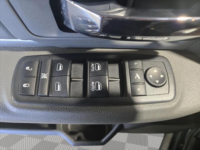 2018 Ram 1500 Big Horn Crew Cab 4x4 57 Box