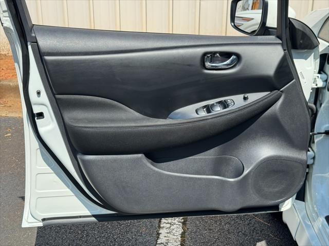 2023 Nissan LEAF S 40 kWh