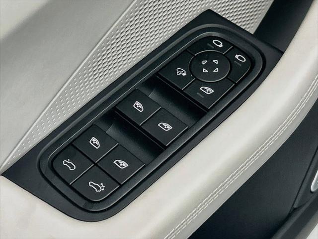 2026 Porsche Macan Electric Turbo