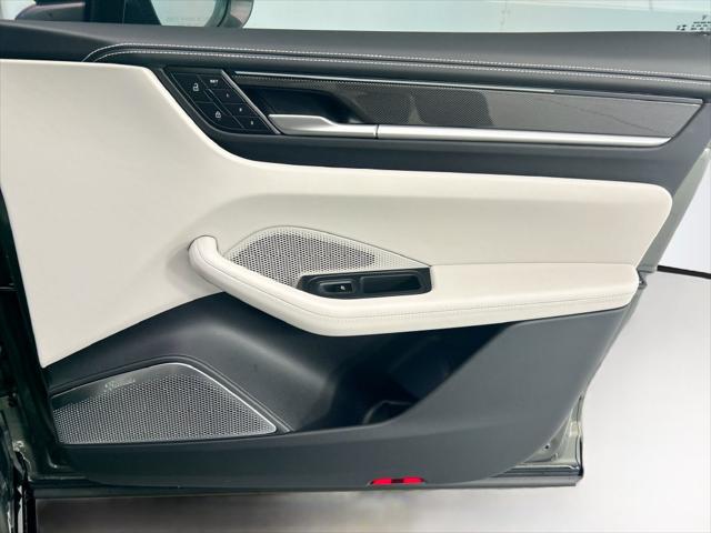 2026 Porsche Macan Electric Turbo