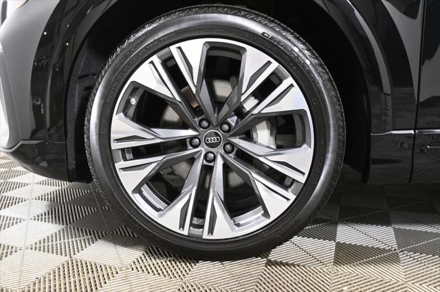 2027 Audi Q8 Premium Plus 55 TFSI quattro Tiptronic