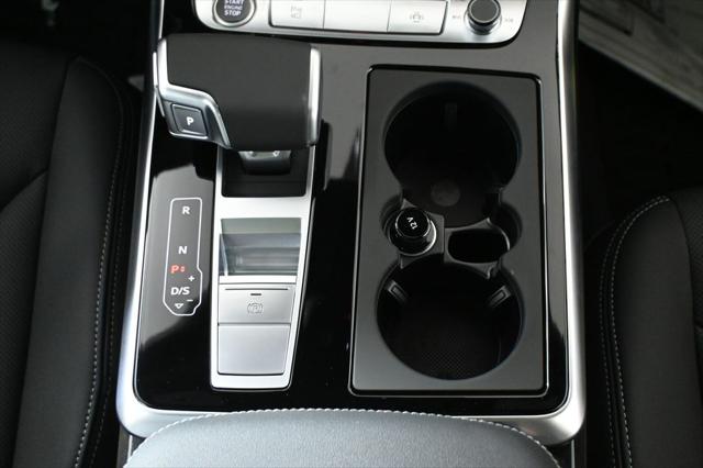 2027 Audi Q8 Premium Plus 55 TFSI quattro Tiptronic