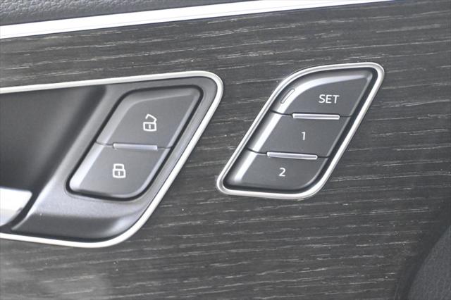 2027 Audi Q8 Premium Plus 55 TFSI quattro Tiptronic
