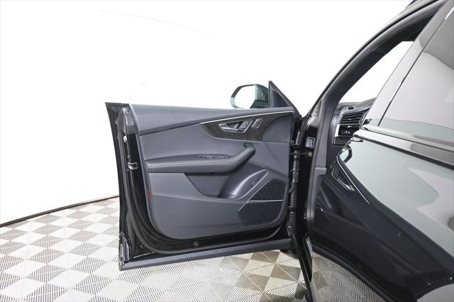 2027 Audi Q8 Premium Plus 55 TFSI quattro Tiptronic