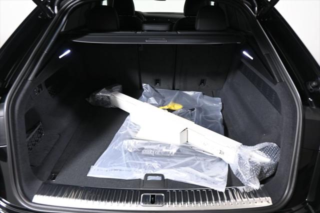 2027 Audi Q8 Premium Plus 55 TFSI quattro Tiptronic