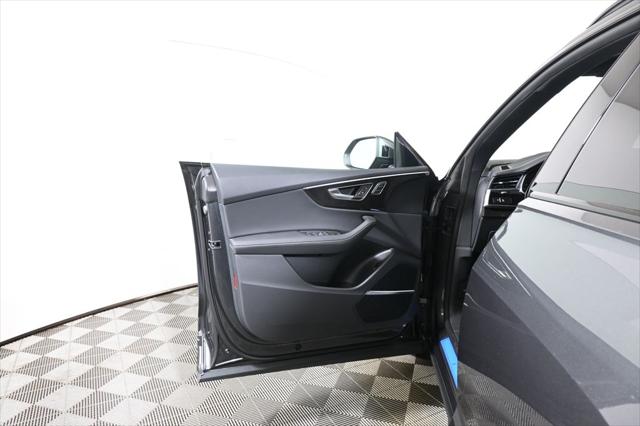 2027 Audi Q8 Premium Plus 55 TFSI quattro Tiptronic