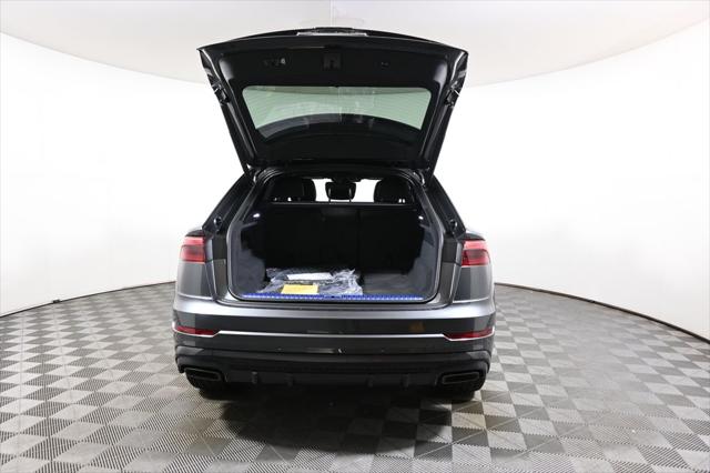 2027 Audi Q8 Premium Plus 55 TFSI quattro Tiptronic