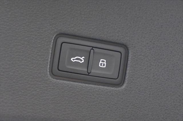 2027 Audi Q8 Premium Plus 55 TFSI quattro Tiptronic