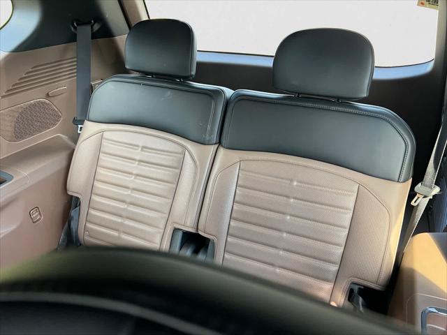 2024 Kia EV9 Land