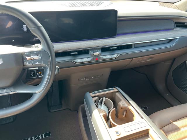 2024 Kia EV9 Land
