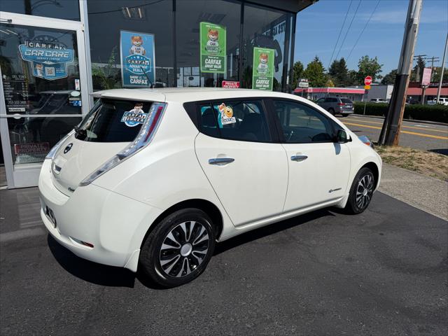 2015 Nissan LEAF S