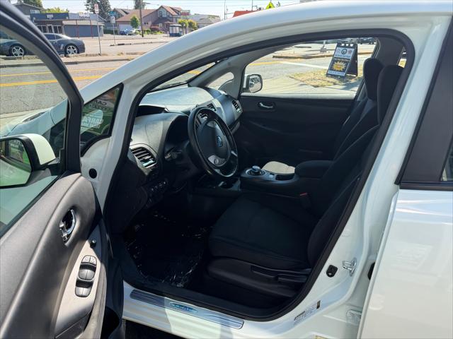 2015 Nissan LEAF S