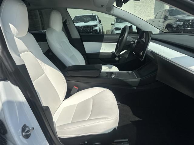 2021 Tesla Model 3 Standard Range Plus Rear-Wheel Drive
