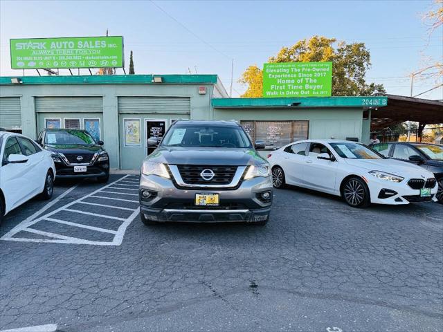 2019 Nissan Pathfinder SL