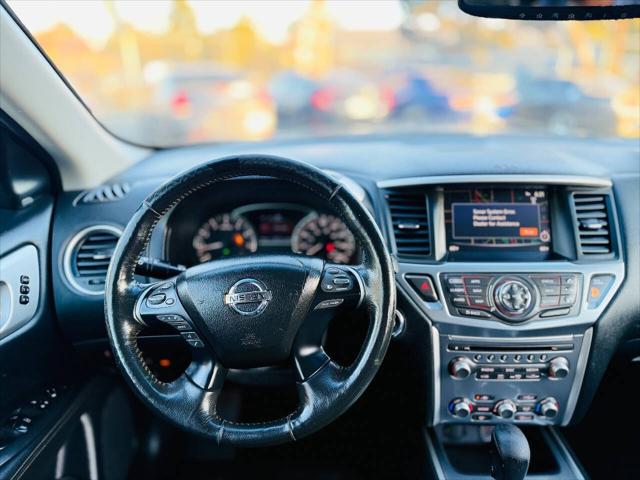2019 Nissan Pathfinder SL