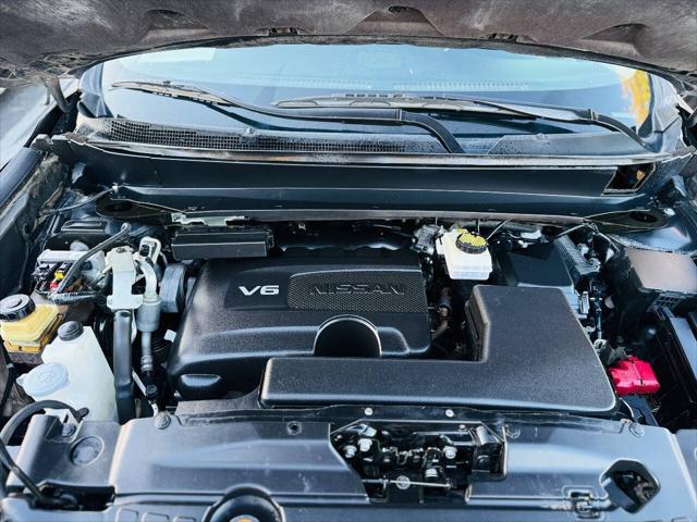 2019 Nissan Pathfinder SL