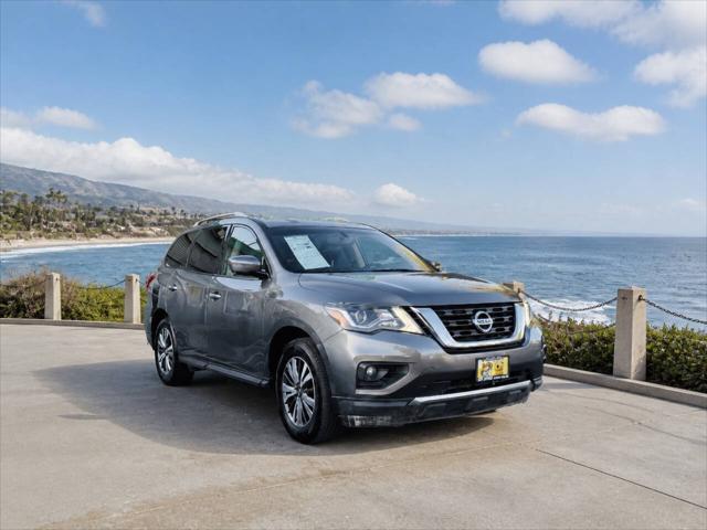 2019 Nissan Pathfinder SL