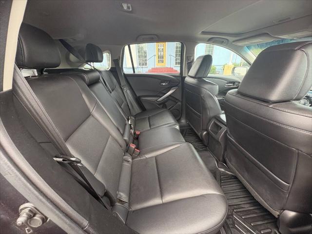 2015 Acura RDX w/Tech AWD 4dr SUV w/Technology Package