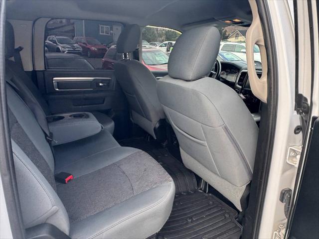 2017 Ram 1500 SLT