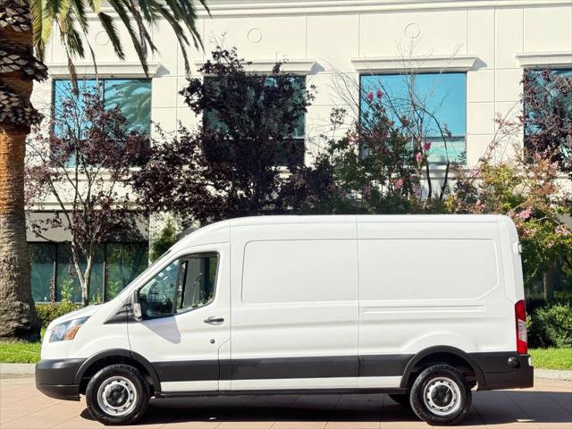 2019 Ford Transit 250 3dr LWB Medium Roof Cargo Van w/Sliding Passenger Side Door