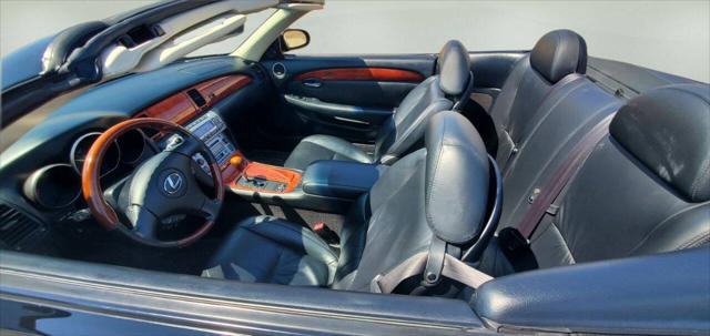 2004 Lexus SC 430 Base 2dr Convertible