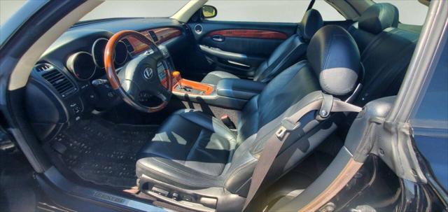 2004 Lexus SC 430 Base 2dr Convertible