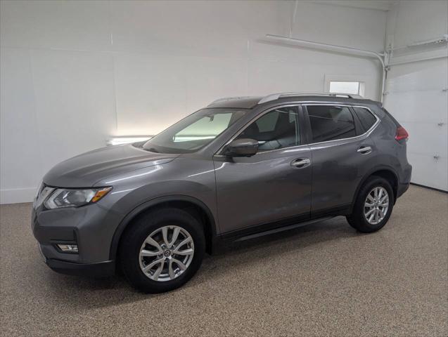 2017 Nissan Rogue SV for sale in Hudsonville, MI