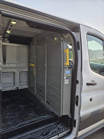 2017 Ford Transit 350 3dr LWB Low Roof Cargo Van w/Sliding Passenger Side Door