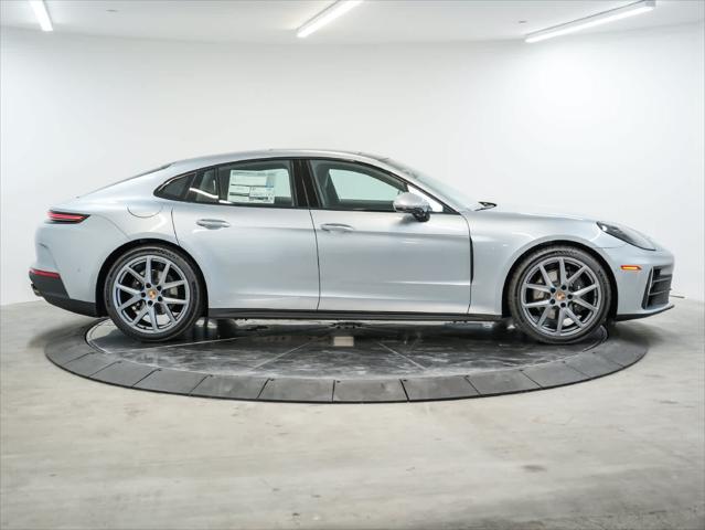 2026 Porsche Panamera RWD