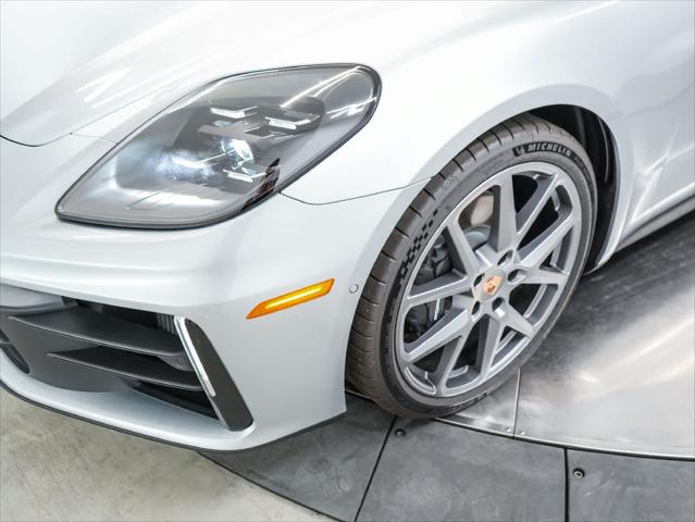 2026 Porsche Panamera RWD
