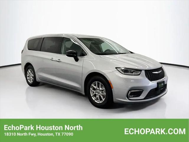 2024 Chrysler Pacifica Touring L for sale in Houston, TX