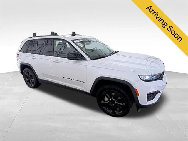 2023 Jeep Grand Cherokee Limited 4x4 for sale in Elmhurst, IL