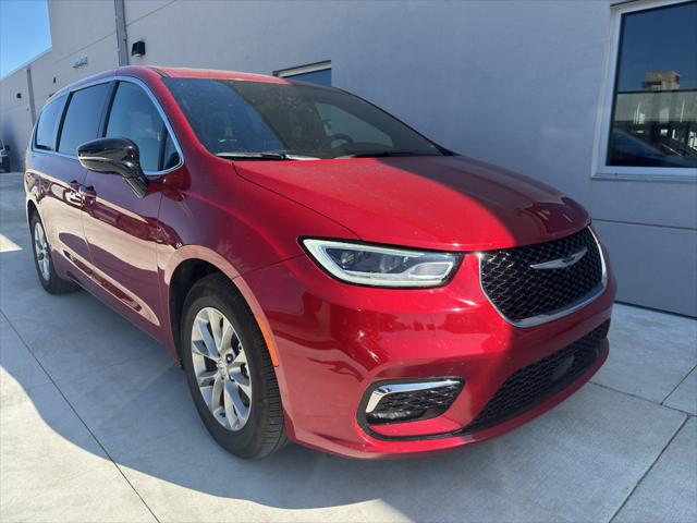 2026 Chrysler Pacifica Limited for sale in Winona, MN