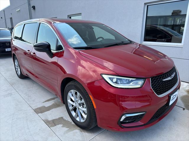 2026 Chrysler Pacifica Limited for sale in Winona, MN