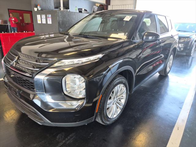 2022 Mitsubishi Outlander ES 2.5 2WD for sale in Muskogee, OK