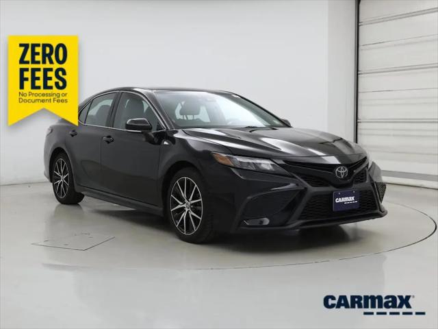 2023 Toyota Camry SE for sale in Smithtown, NY